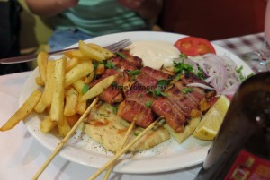 Argassi, Zakynthos, Griechenland - Cafe GYROPOLIS Grill House (Schweinefleisch)